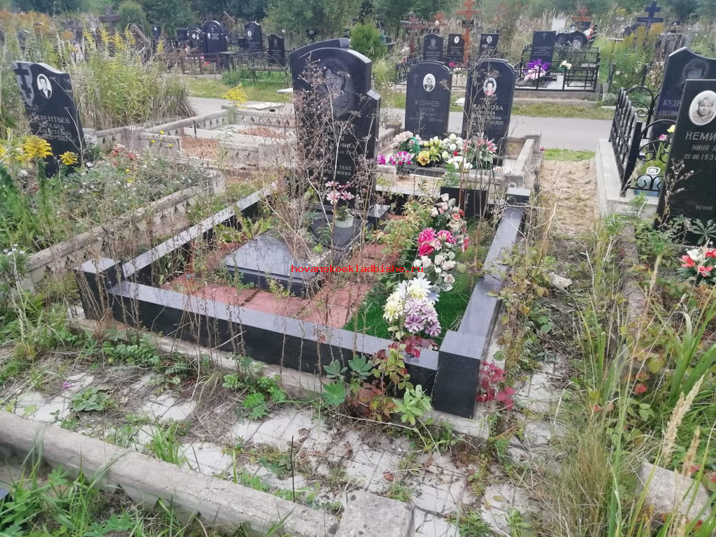 Уход за могилой на Хованском кладбище